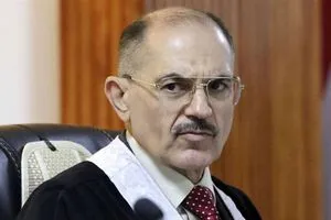جاسم العميري يقيل رئيس البرلمان خارج نص المادة 52 من الدستور