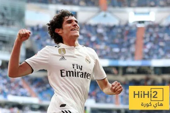 فاييخو يتحدث عن تجربته في ريال مدريد احترام إعجاب وامتنان