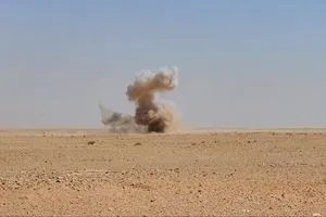 الحشد الشعبي ينفذ عملية أمنية في صحراء النجف لرفع مخلفات حربية