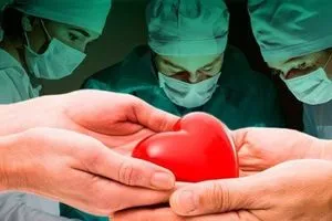 جراحون يعيدون تشغيل قلب متبرع به خارج جسم الإنسان