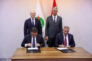 العراق يُوقع عقداً مع شركة شلمبرجر لتطوير الإنتاج في حقل عكاز الغازي