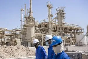 العمل 44 ألف عامل أجنبي في العراق باختصاصات نادرة