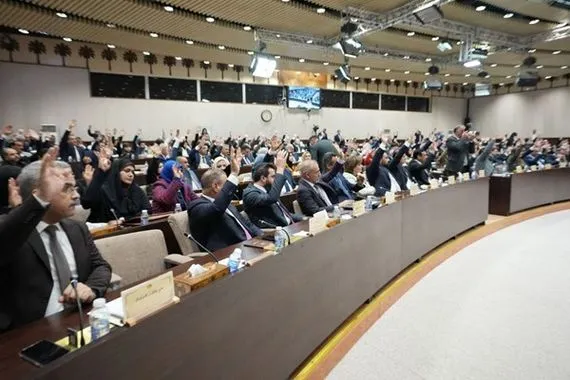 رغم اعتراض واشنطن برلماني يطالب بتشريع قانون الحشد الشعبي