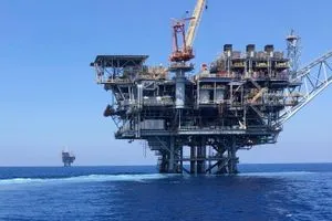 العراق يقترب من إطلاق أعمال تنفيذ المنصة العائمة لاستيراد الغاز