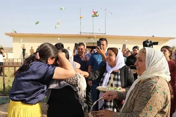 سنجار إيزيدية تعود لعائلتها بعد اختطاف دام 11 سنة