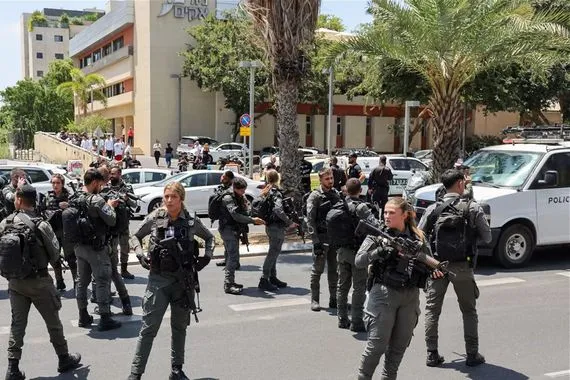 آلاف المتظاهرين في تل أبيب يطالبون بإنهاء الحرب على غزة