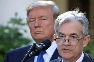 ترامب يزور الفيدرالي اليوم ليزيد الضغط على باول