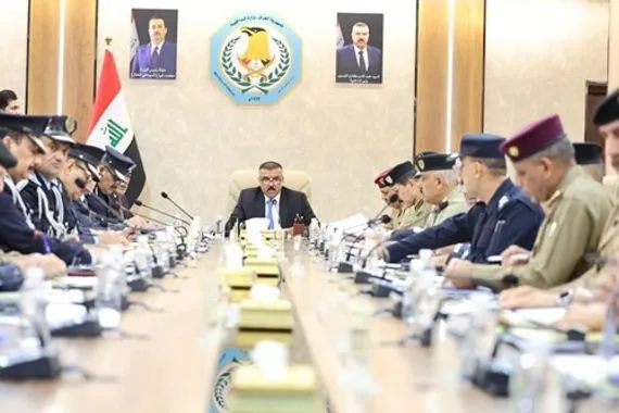 الداخلية توجه بعدم السماح بافتتاح أي مشروع تم إغلاقه