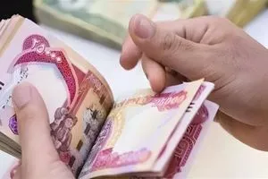 بدء توزيع رواتب هذه الفئة من الموظفين