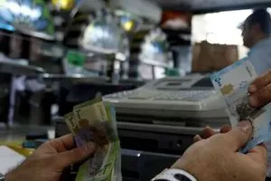 الكشف عن لجنة سرية بقيادة شقيق الشرع لإعادة هيكلة الاقتصاد السوري شفق نيوز