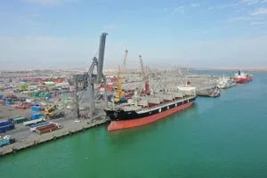 الموانئ العراقية تُدخل معدات الجيل الخامس لتعزيز الكفاءة التشغيلية