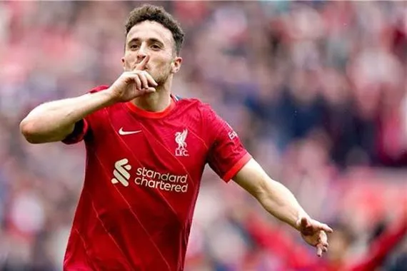 ليفربول يقيم نصباً تذكرياً لجوتا