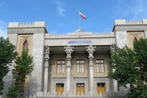 إيران تكشف عن تبادل للرسائل مع أمريكا عبر دول وسيطة