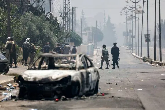 دمشق إجلاء 366 شخصا كانوا عالقين في منازلهم بالسويداء