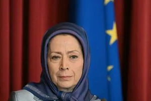 رجوي تدين إعدام عضوين من منظمتها صنعا قذائف في إيران