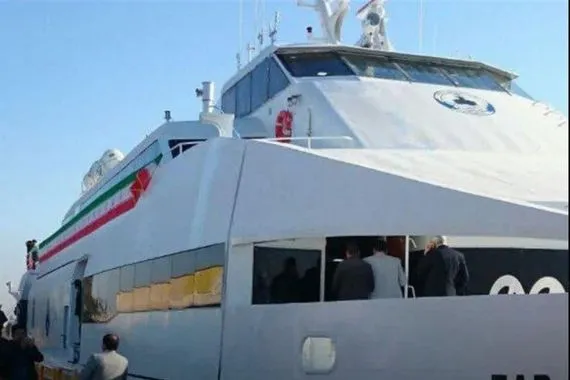 انطلاق اول رحلة بحرية لنقل زائري الاربعينية الى العراق