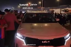 بالفيديو السيد مقتدى الصدر يتفقد زوار أربعينية الإمام الحسين  ع