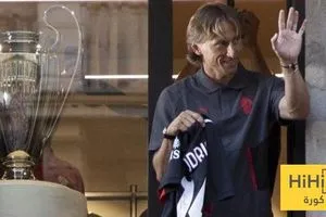 مودريتش يحفّز لاعبي ميلان علينا القتال لتحقيق الألقاب