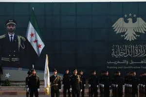 بحضور وفد عراقي الداخلية السورية تحتفل بتخرّج أول دفعة لـ مكافحة المخدرات