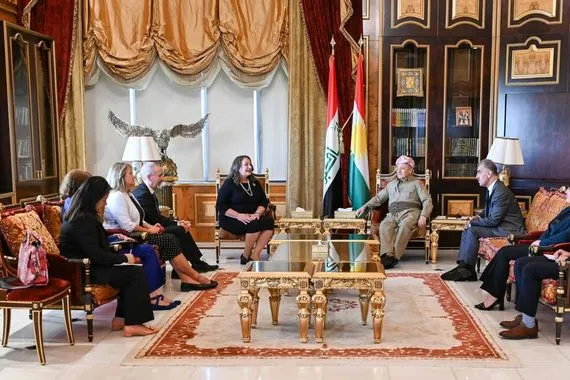 مسعود بارزاني يبحث الدعم العسكري للإقليم مع وفد دبلوماسي أمريكي شفق نيوز