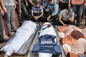 صحيفة امريكية اعداد القتلى الصحفيين في غزة تقارن بغزو العراق وأفغانستان وفيتنام والحرب العالمية الثانية