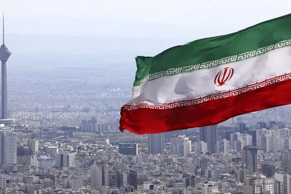الموسوي الحديث عن إضعاف إيران ومحور المقاومة مجرد نكتة
