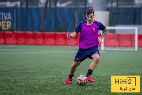 برشلونة يعلن التعاقد مع مهاجم إسبانيول