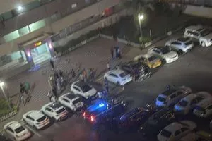 اصابة طفلة ووالدتها واخيها بطعنات جراء هجوم احد اقاربهم في بسماية