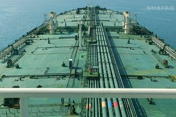ناقلات في الظل العراق محطة استراتيجية لنقل النفط المعاقب شفق نيوز