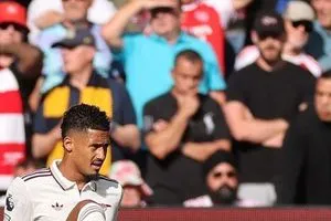 منتخب فرنسا يخسر لاعبين في مباراة ليفربول و ارسنال