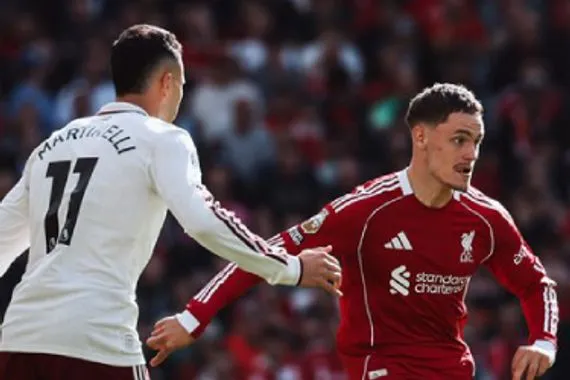 إحصائيات الشوط الأول لمباراة ليفربول وأرسنال في الدوري الإنجليزي