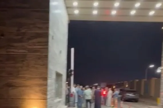حصار وسط الصحراء انقطاع الكهرباء وانسحاب الحماية يترك سكان فاروق 2 بوجه المجهول عاجل وكالة بغداد اليوم الاخبارية