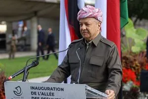 بارزاني يفتتح شارع البيشمركة في باريس