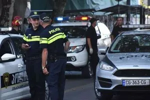 اعتقال مئات الأشخاص من مصنع بطاريات عملاق السيارات الكورية في ولاية أمريكية شفق نيوز