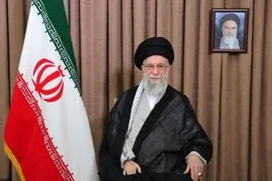 خامنئي يجب تغليب روح العمل على حالة اللاحرب واللاسلم التي يريد العدو فرضها على ايران