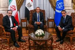 الوكالة الدولية تكشف عن بنود الاتفاق مع إيران وفرنسا تضغط على التوقيت