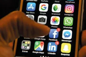 الداخلية تطلق منصة بلِّغ للشكوى من المواد المخالفة على منصات التواصل