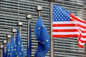 أميركا تحث أوروبا على تسريع الاستغناء عن نفط وغاز روسيا