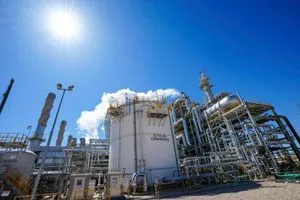العراق يتجه للاكتفاء الذاتي من البنزين مع تشغيل FCC وكالة بغداد اليوم الاخبارية