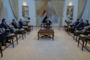 المشهداني لمجموعة من السفراء تمثيل العراق في المحافل الدولية أمانة كبيرة