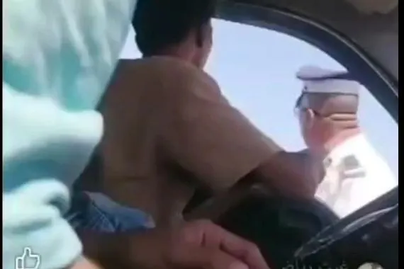 الداخلية تتخذ إجراءات قانونية بحق رجل مرور أخذ رشوة من أحد سائقي العجلات