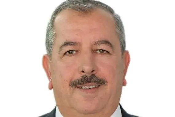 قمة الطوارئ وضحك على الذقون
