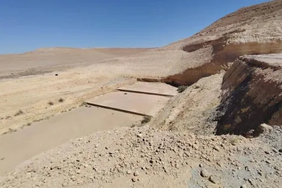 المباشرة بإنشاء سد حصاد في الانبار