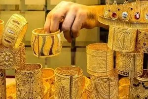 استيراد أكثر من 28 طناً من الذهب عبر مطاري بغداد والنجف خلال 13 شهراً