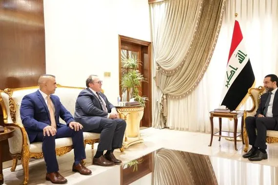 الحلبوسي والقائم بالأعمال الأميركي يبحثان الأوضاع السياسية في البلاد والانتخابات النيابية المقبلة