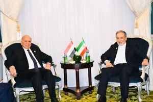 وزير الخارجية يبحث مع نظيريه الإيراني والتركي تطورات الأوضاع في المنطقة والعلاقات الثنائية