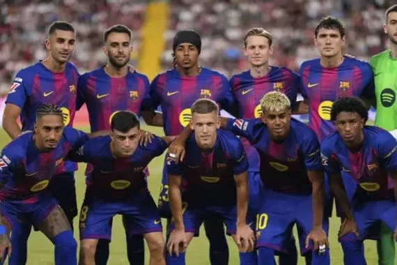تغييرات مرتقبة في دفاع برشلونة أمام فالنسيا