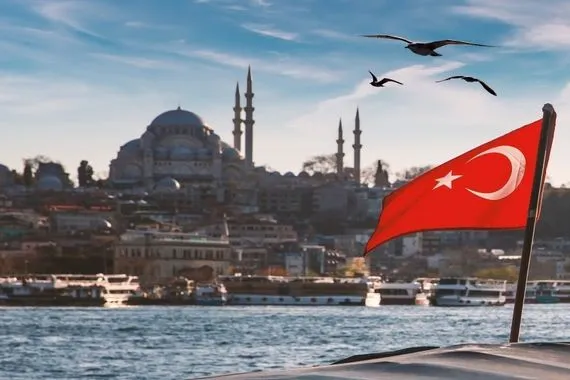تأجيل الحكم القضائي بشأن حلّ قيادة حزب الشعب الجمهوري في تركيا
