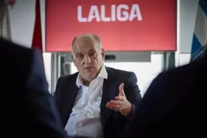 تيباس يهاجم ريال مدريد ويدافع عن التحكيم الإسباني