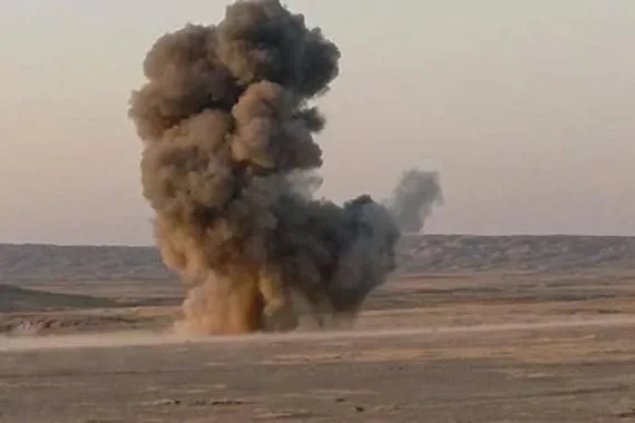 بالصور الحشد الشعبي يعالج مقذوفات وعبوات ناسفة من مخلفات داعش الإرهابي شرق صلاح الدين